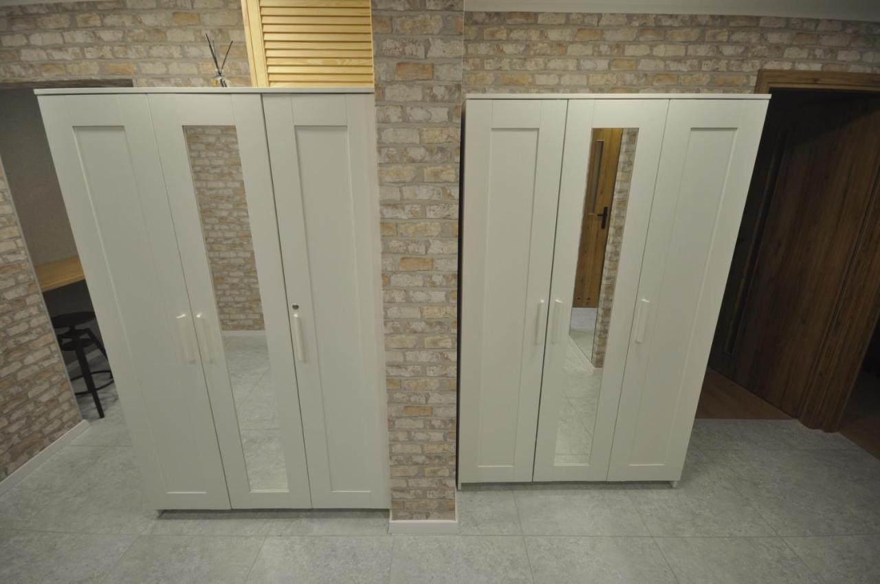 Jdk Apartamenty Legionow 74M2 8-Osobowy Kalisz  Ngoại thất bức ảnh
