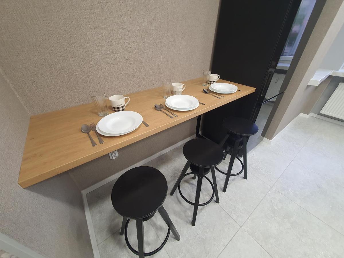 Jdk Apartamenty Legionow 74M2 8-Osobowy Kalisz  Ngoại thất bức ảnh